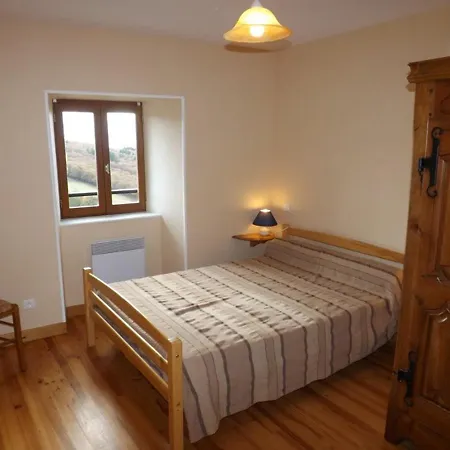 Maison De Caractere Renovee Avec Cheminee Et Internet, 9 Pers, Pres De Garabit - Fr-1-742-82 بيت للعطل Clavières-de-Montagne